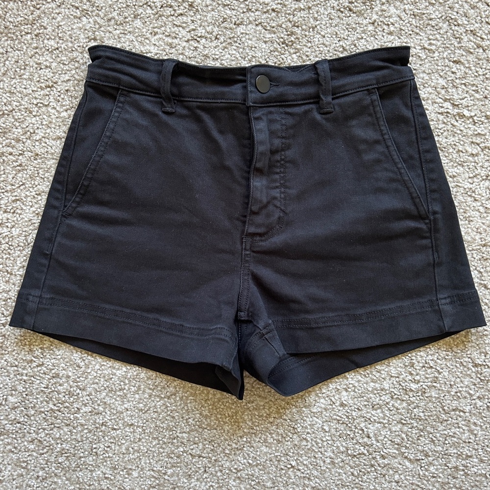 Everlane | High Rise Shorts